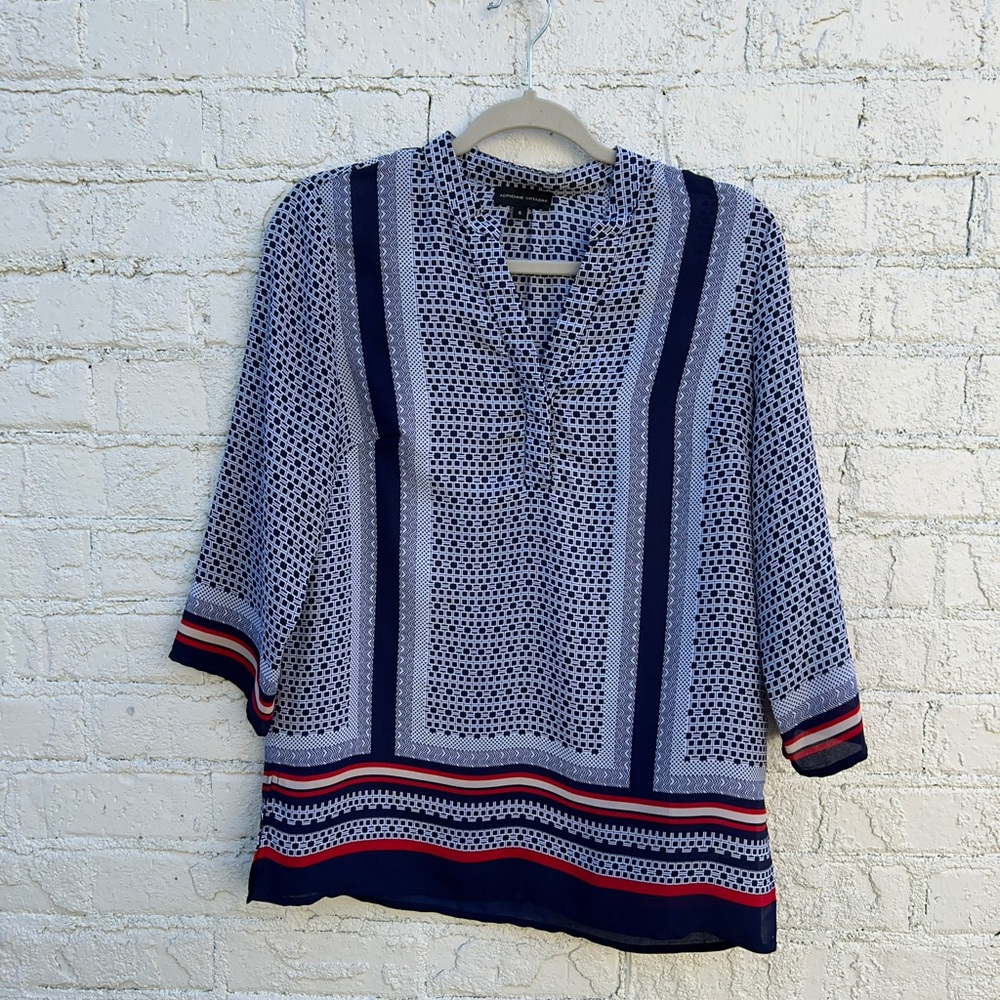 Adrienne Vittadini red and blue geometric popover top sz S